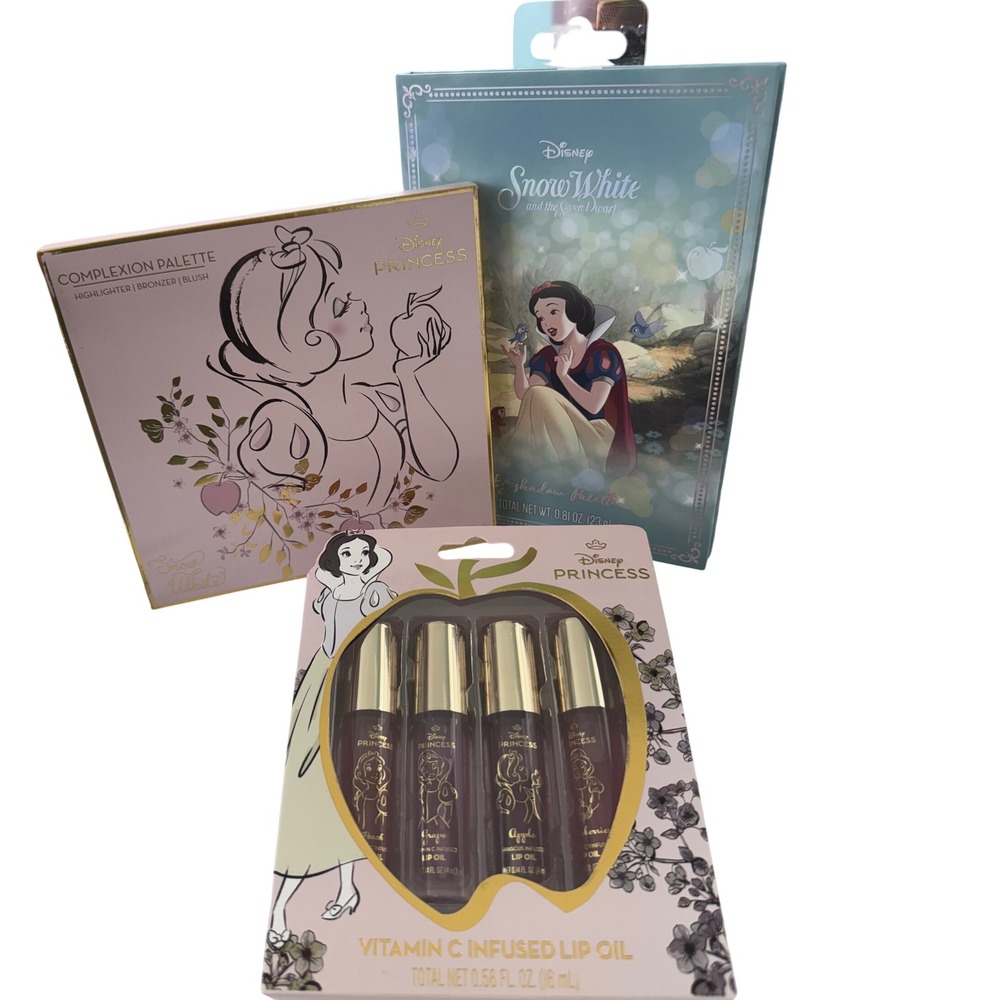 Disney Snow White Makeup Set Eyeshadow Face Palette Lip Oil Taste Beauty